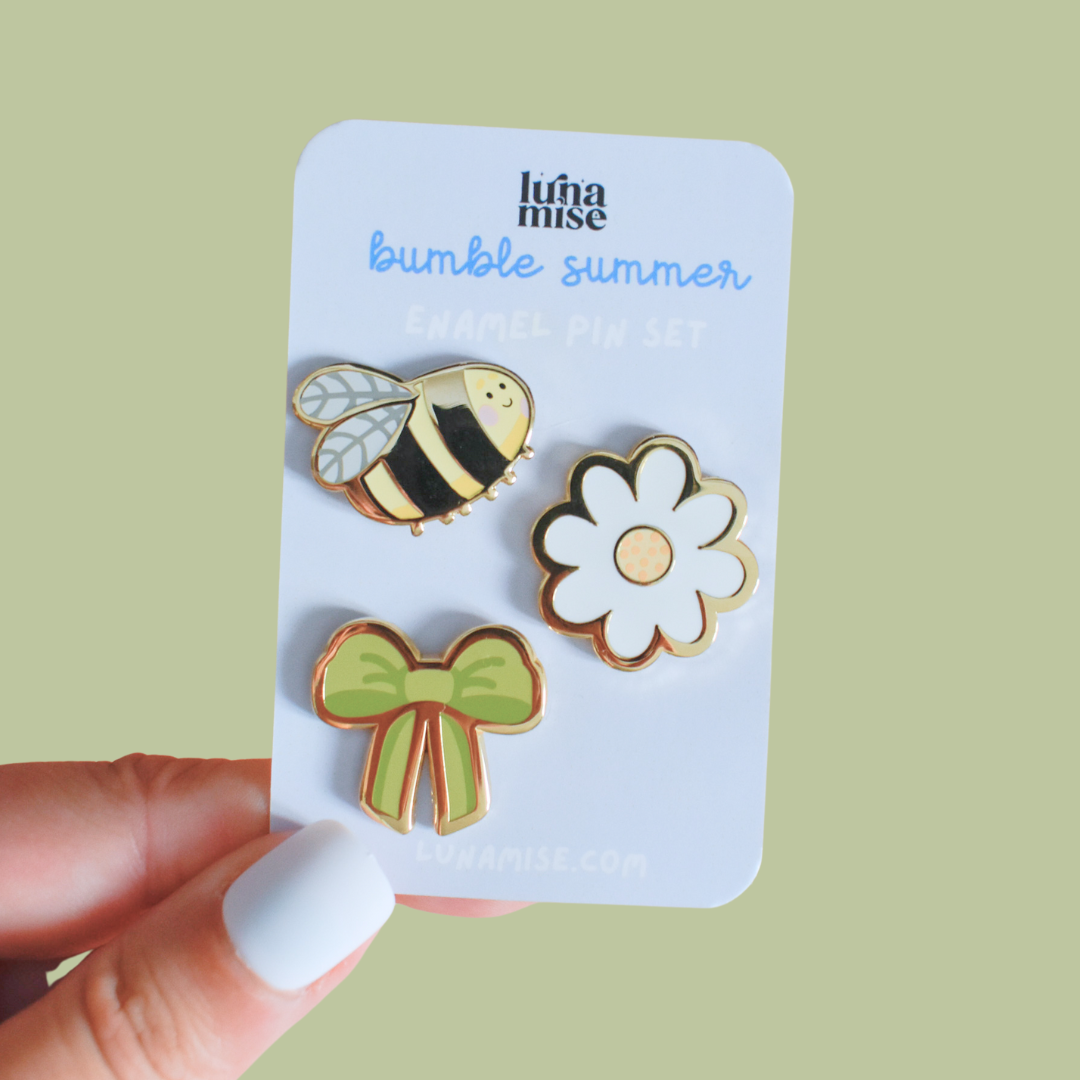 Bumble Summer Pin Set