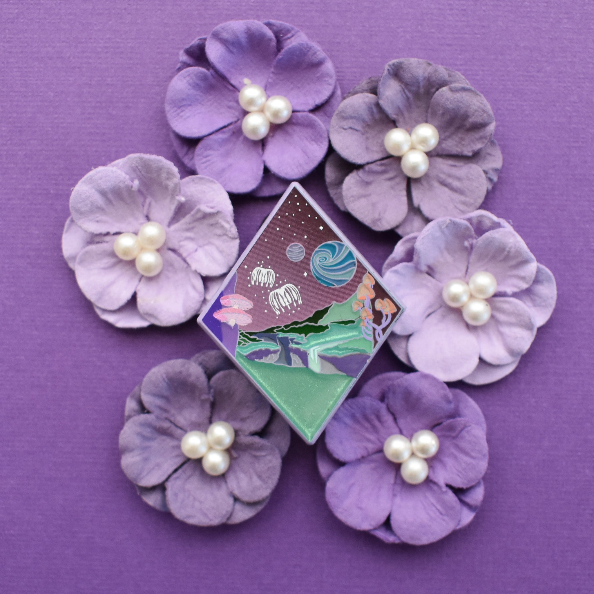 Avatar Primrose Yue offers Enamel Pin